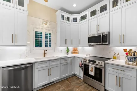 9153 E Bramshill Road SW Calabash NC 28467