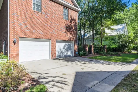 9153 E Bramshill Road SW Calabash NC 28467