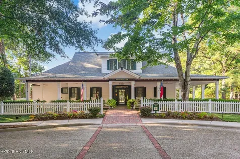 9153 E Bramshill Road SW Calabash NC 28467