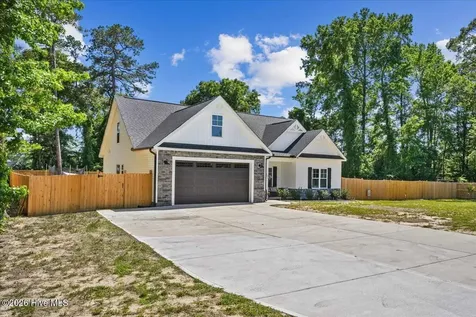3097 Banks School Road Kinston NC 28504