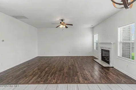 123 Saw Grass Drive Maple Hill NC 28454