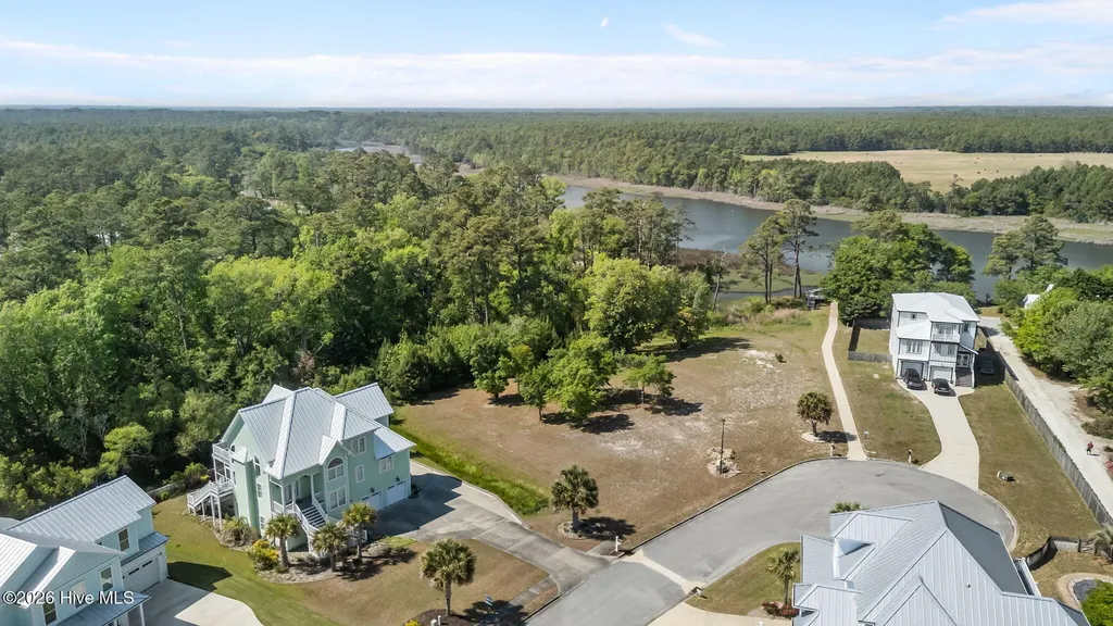 111 Key West Lane Newport NC 28570