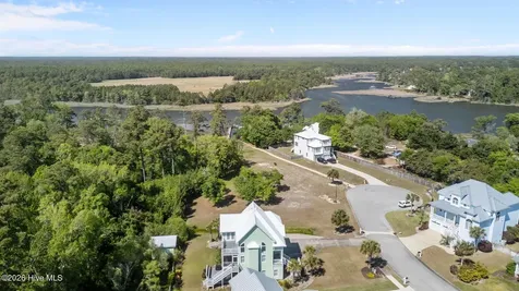 111 Key West Lane Newport NC 28570