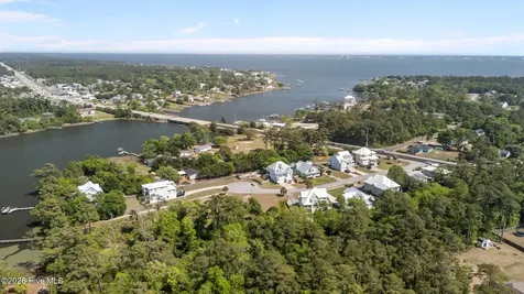 111 Key West Lane Newport NC 28570
