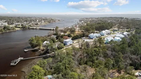 111 Key West Lane Newport NC 28570