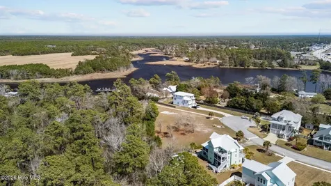 111 Key West Lane Newport NC 28570