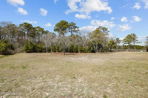 111 Key West Lane Newport NC 28570