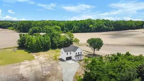 1851 Carraway Road Fountain NC 27829
