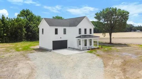 1851 Carraway Road Fountain NC 27829