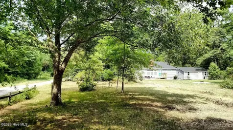 227 Colonial Beach Road Jarvisburg NC 27947