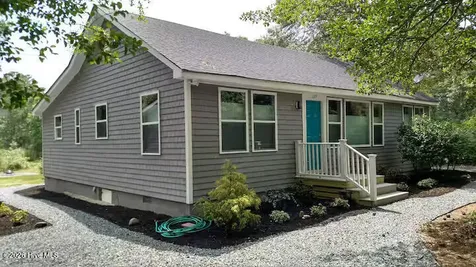 227 Colonial Beach Road Jarvisburg NC 27947