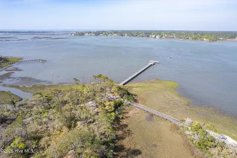 2905 Island Drive SE Bolivia NC 28422