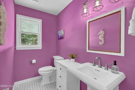 710 Cheryl Lane Wilmington NC 28405