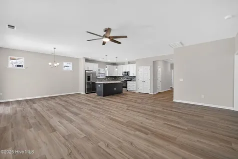1056 Fawn Valley Way Wilmington NC 28409