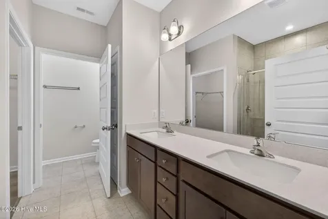 1056 Fawn Valley Way Wilmington NC 28409
