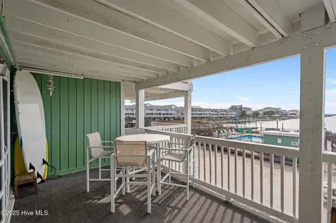 111 Florida Avenue Carolina Beach NC 28428