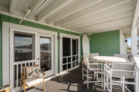 111 Florida Avenue Carolina Beach NC 28428