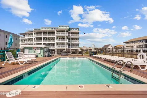 111 Florida Avenue Carolina Beach NC 28428