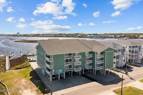 111 Florida Avenue Carolina Beach NC 28428