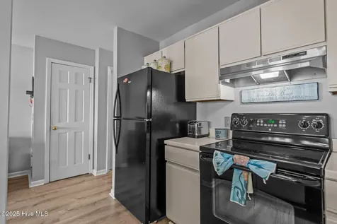 111 Florida Avenue Carolina Beach NC 28428