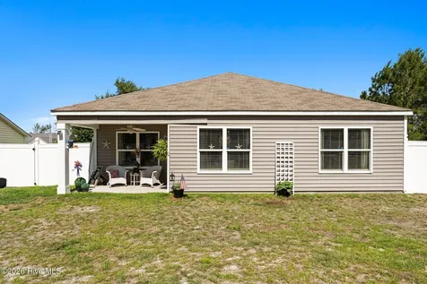 405 Red Fox Street NW Shallotte NC 28470
