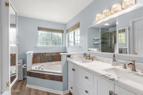 4914 Gate Post Lane Wilmington NC 28412