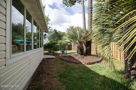 4914 Gate Post Lane Wilmington NC 28412