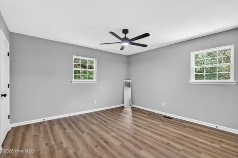 432 Regalwood Drive Jacksonville NC 28546