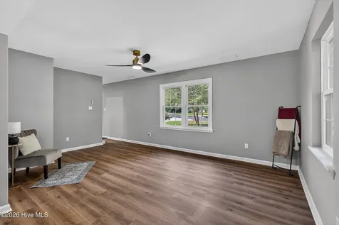 432 Regalwood Drive Jacksonville NC 28546