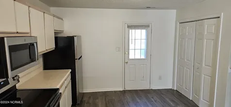 204 Fairwood Court Jacksonville NC 28546