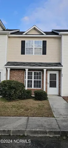 204 Fairwood Court Jacksonville NC 28546