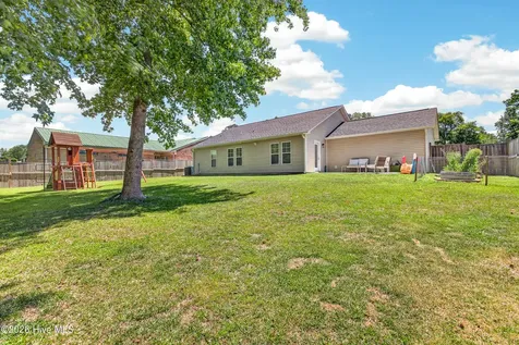 132 Balsam Road Jacksonville NC 28546