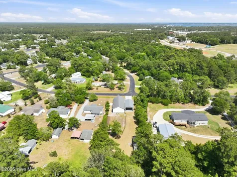 416 Ocean Spray Drive Cedar Point NC 28584