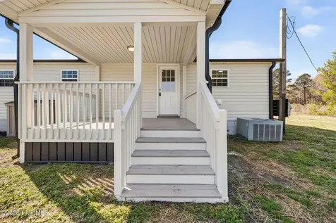 335 Myrtle Road Selma NC 27576