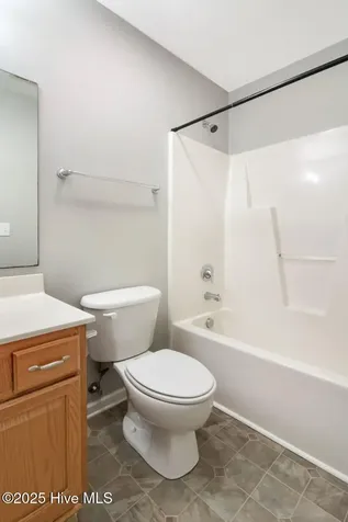 102 Huntington Court Jacksonville NC 28540