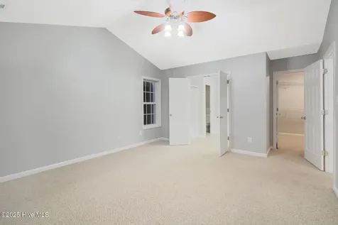 102 Huntington Court Jacksonville NC 28540