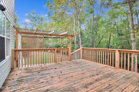 102 Huntington Court Jacksonville NC 28540