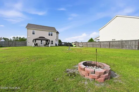 106 Gillcrest Lane Hubert NC 28539