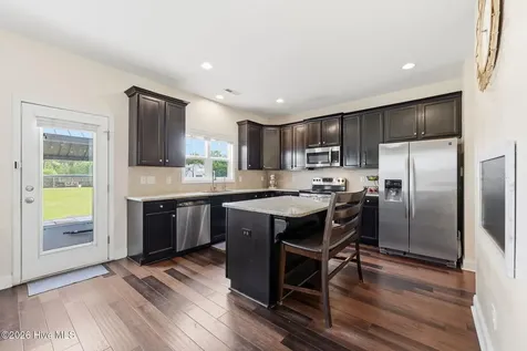 106 Gillcrest Lane Hubert NC 28539