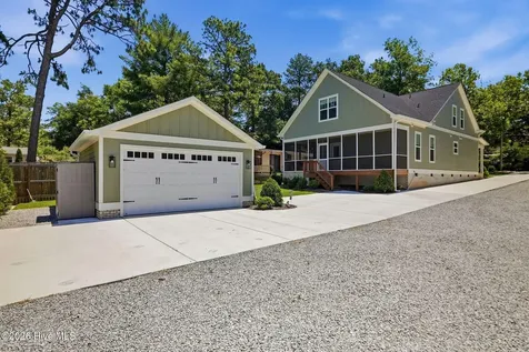 460 N May Street Southern Pines NC 28387