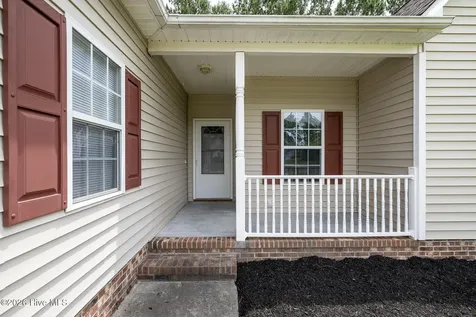 111 Croatan Woods Drive New Bern NC 28562