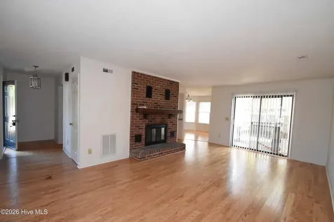 1829 Quail Ridge Road Greenville NC 27858