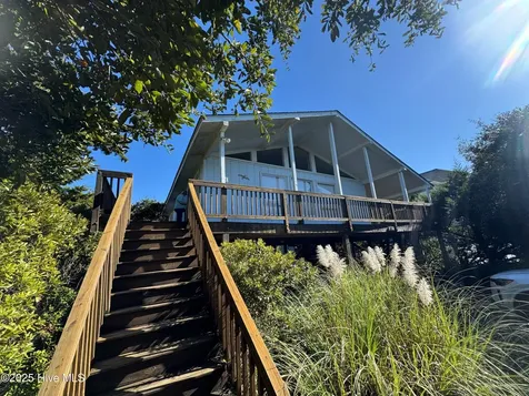 102 Lawrence Street Emerald Isle NC 28594