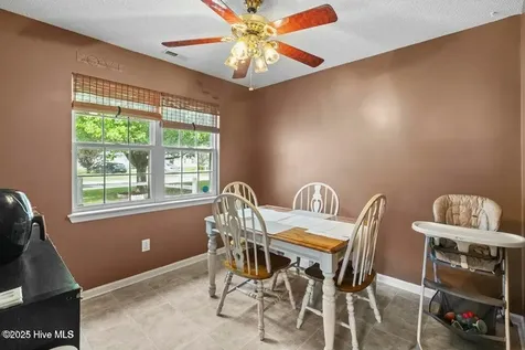 1162 Shroyer Circle Jacksonville NC 28540