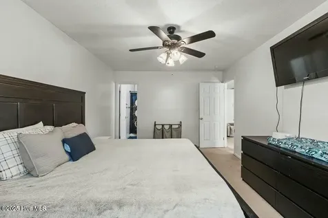 1162 Shroyer Circle Jacksonville NC 28540