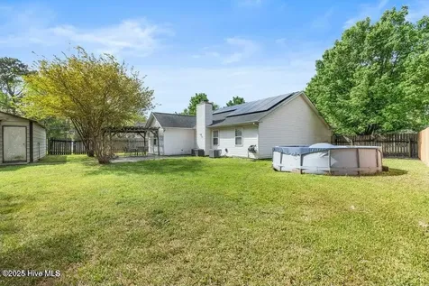 1162 Shroyer Circle Jacksonville NC 28540