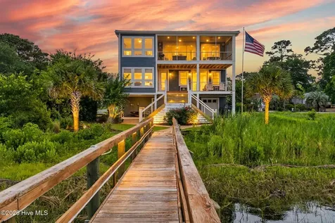 3808 E Yacht Drive Oak Island NC 28465