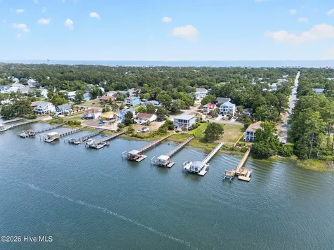 3808 E Yacht Drive Oak Island NC 28465