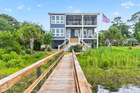3808 E Yacht Drive Oak Island NC 28465