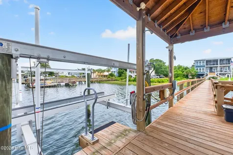 3808 E Yacht Drive Oak Island NC 28465